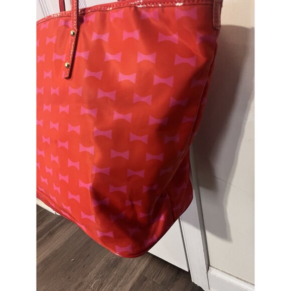 Kate Spade New York Bow Shoppe Red and Pink Harmony Baby Bag - Picture 8 of 16